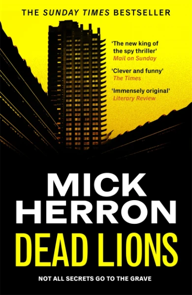 Cover image for Dead Lions